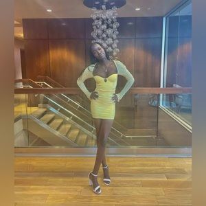 Oh polly ST. GERMAIN Mini dress, Size 0, Color yellow